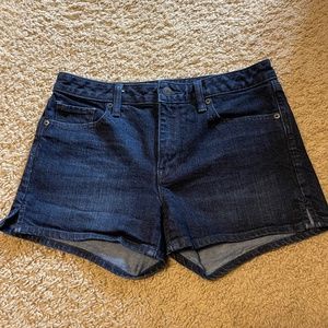 Gap women short